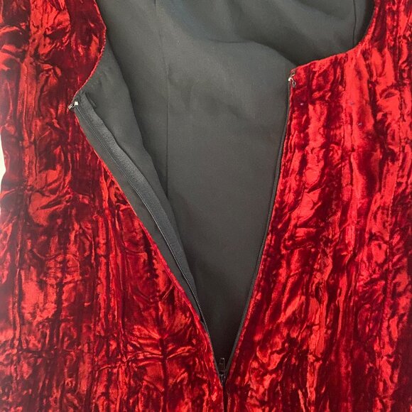 Vtg Red Velvet Maxi Evening Gown Size 10 Daniella Puff Sleeves Medieval Formal G - Picture 15 of 16
